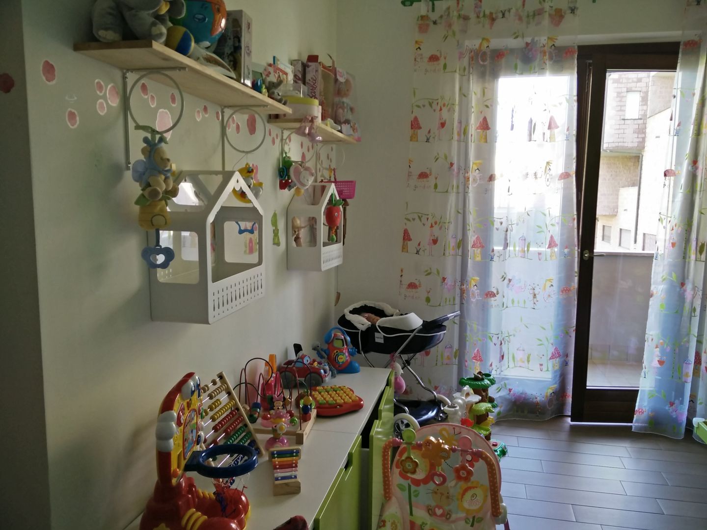 Interior design soggiorno, Francesca Ianni architetto Francesca Ianni architetto Nursery/kid’s room Aluminium/Zinc Accessories & decoration