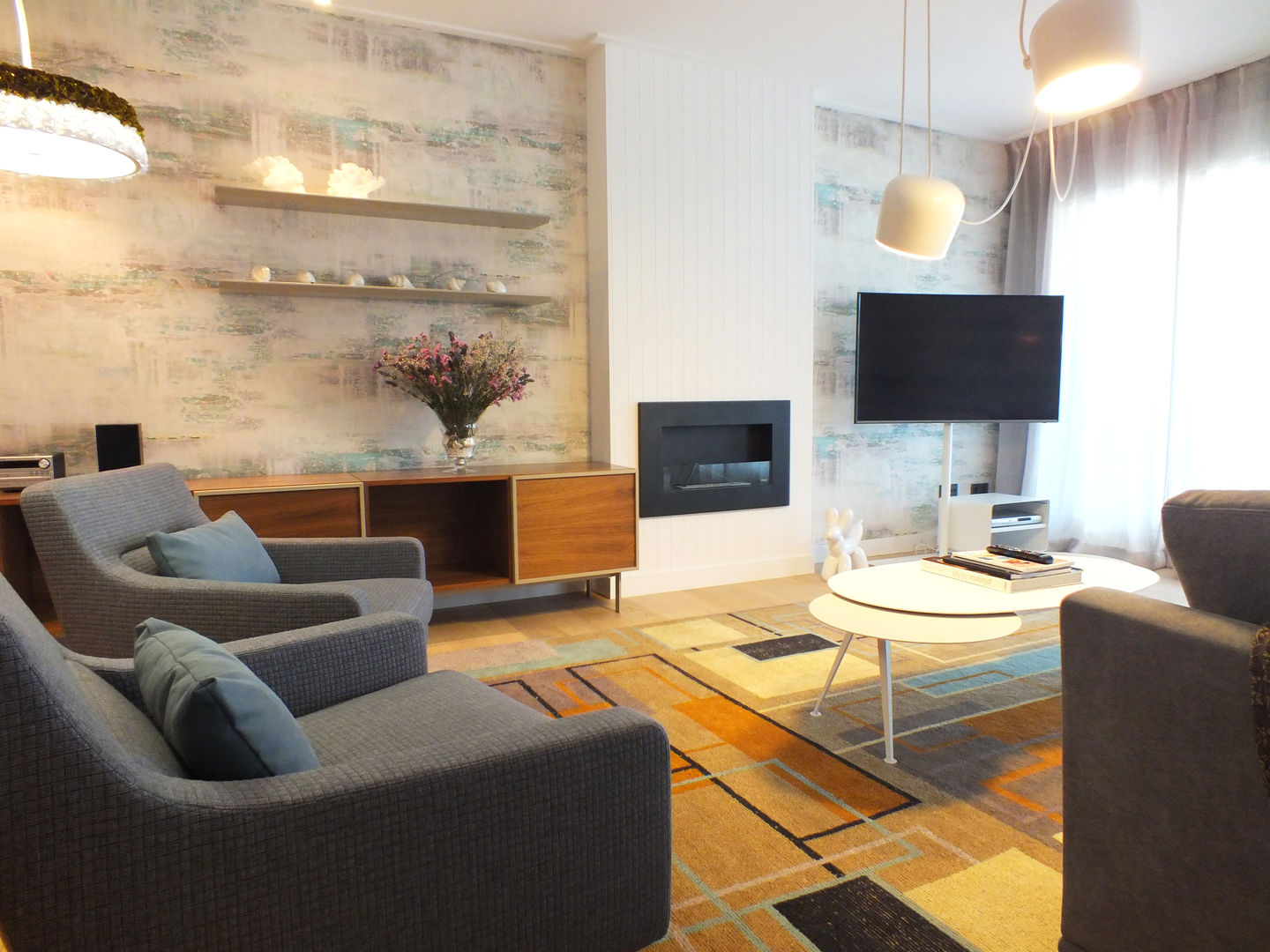 Apartamento de vacaciones en Sanxenxo, Galicia., Oito Interiores Oito Interiores Salas de estar modernas