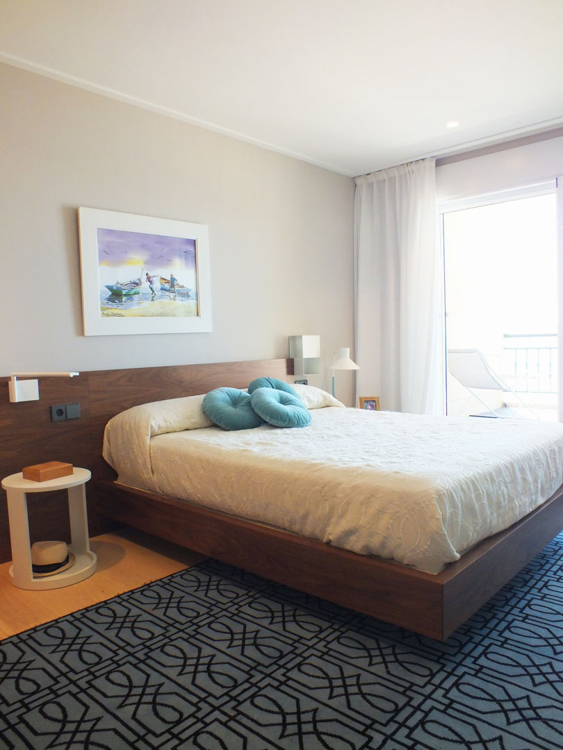 Apartamento de vacaciones en Sanxenxo, Galicia., Oito Interiores Oito Interiores Modern style bedroom