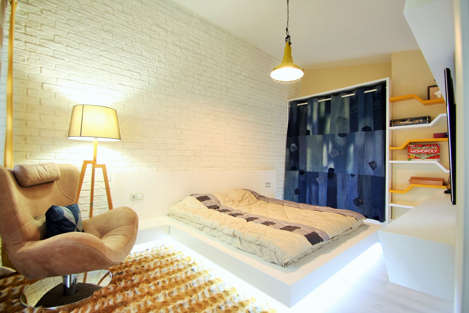 Apartment, Murat Aksel Architecture Murat Aksel Architecture Modern style bedroom Stone Beds & headboards