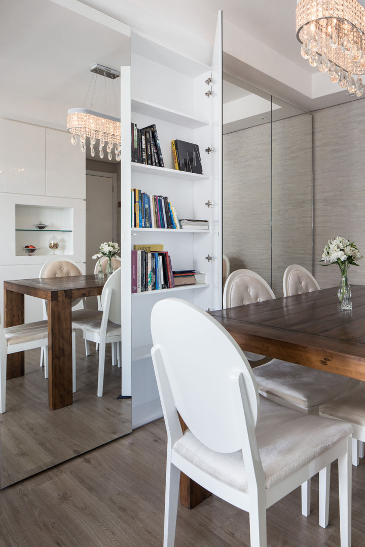 homify Minimalist dining room Wood Wood effect