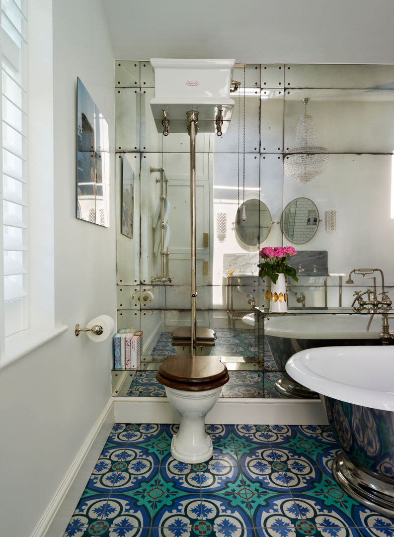Victorian Terrace House, South-West London homify 現代浴室設計點子、靈感&圖片