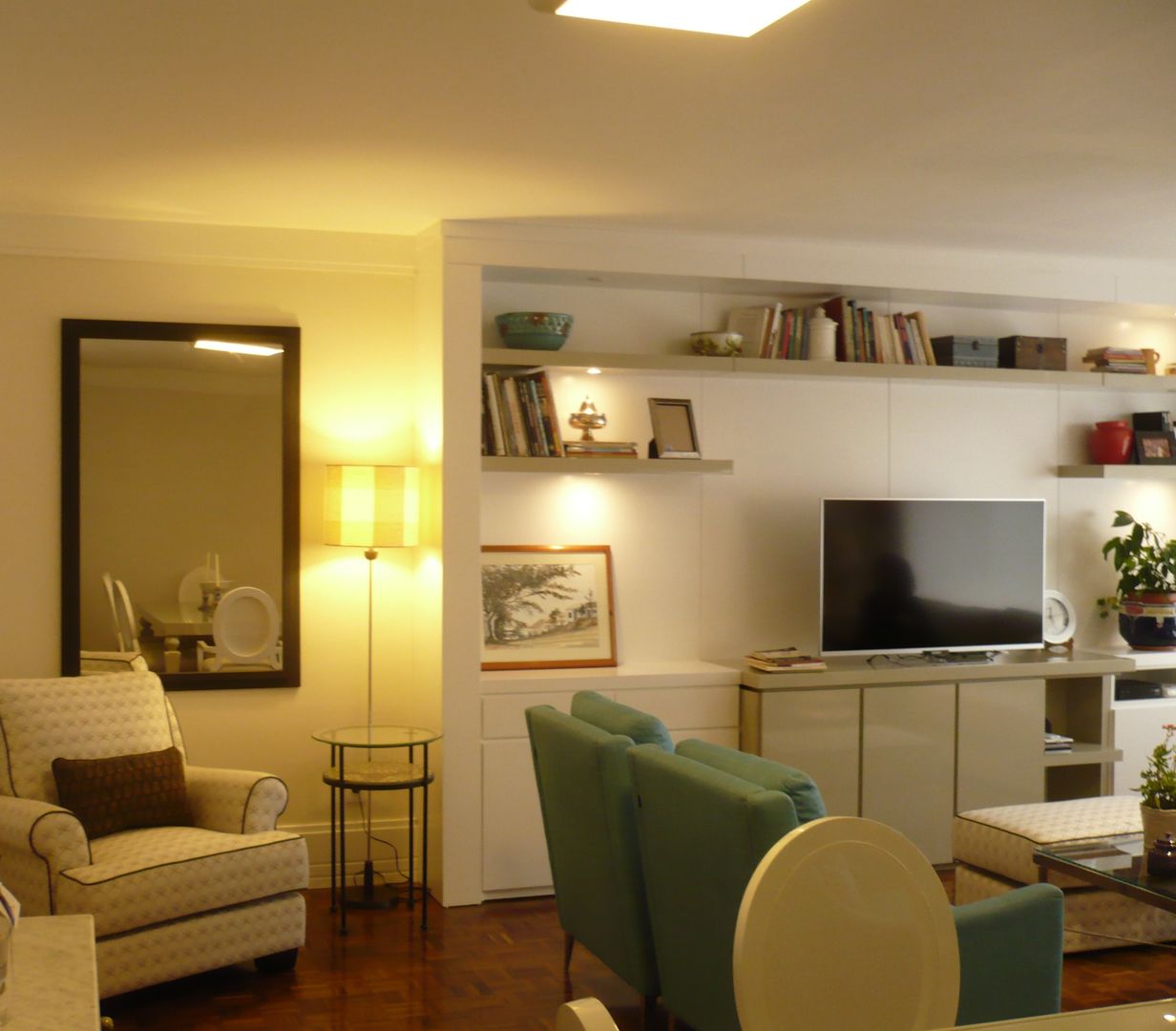 ESTAR APARTAMENTO | BELA VISTA, Ana Levy | Arquitetura + Interiores Ana Levy | Arquitetura + Interiores Living room Shelves