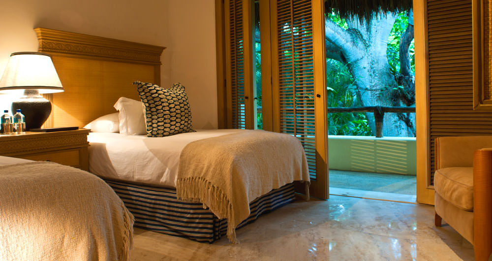 Casa Aramara, BR ARQUITECTOS BR ARQUITECTOS Tropical style bedroom