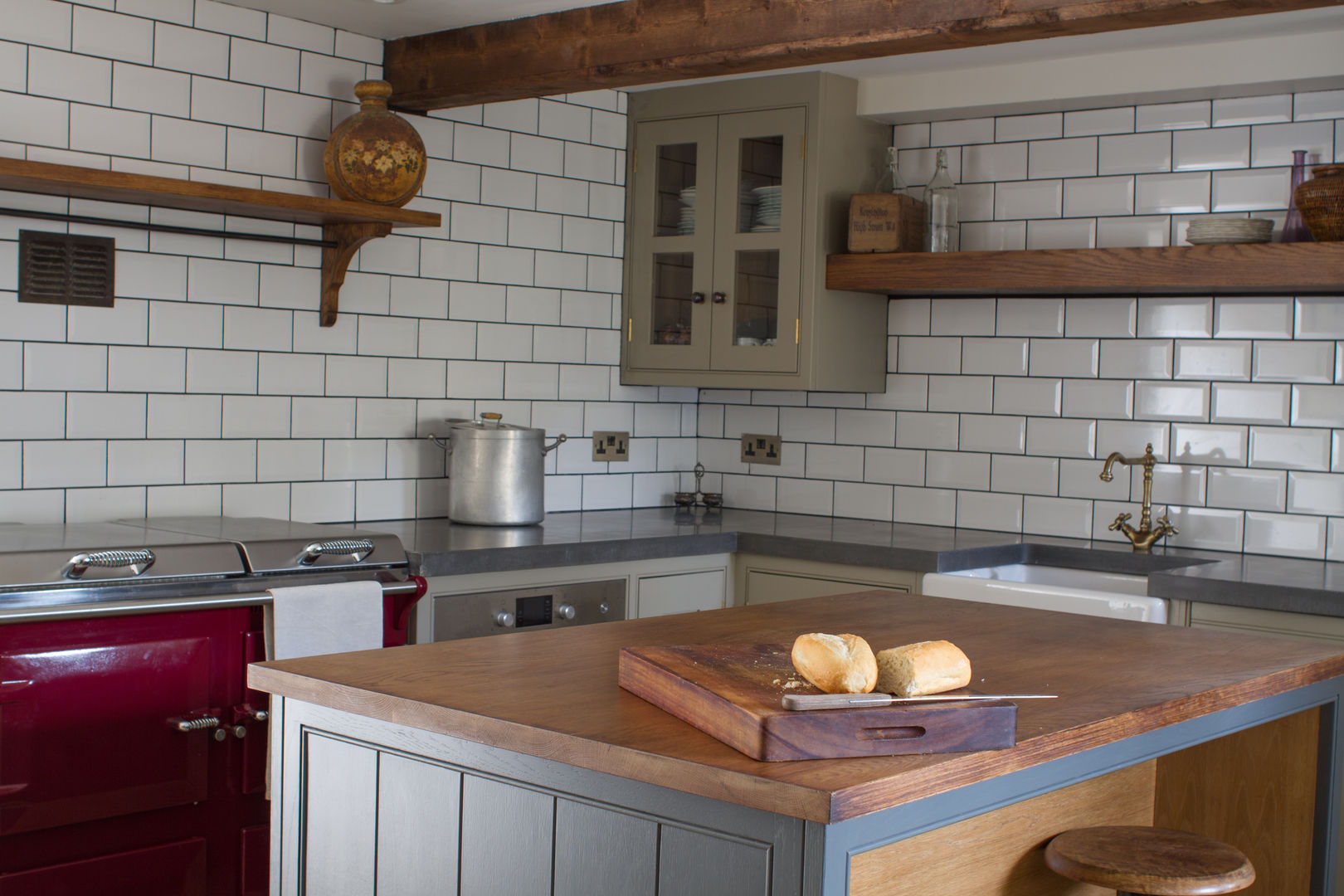 18th Century Manor House with Modern Kitchen homify Kitchen Wood Wood effect kitchen island,oak worktop,tongue & groove,metro tiles,glazed cabinets,floating shelf,concrete worktop,everhot range,paper & paints,pure grey,egyptian grey