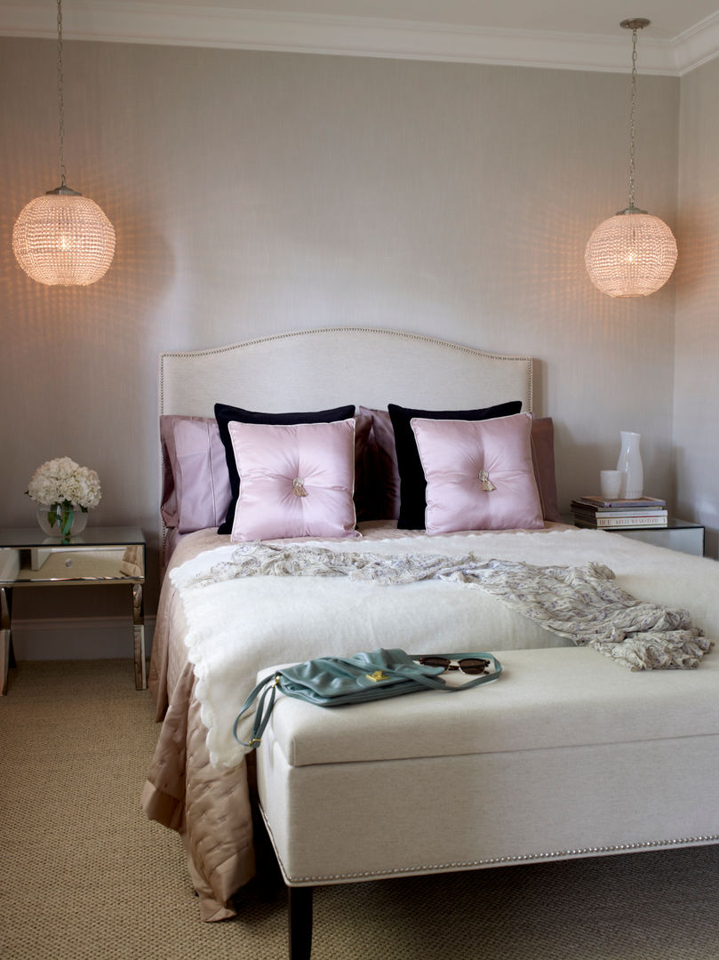 homify Eclectic style bedroom Beds & headboards