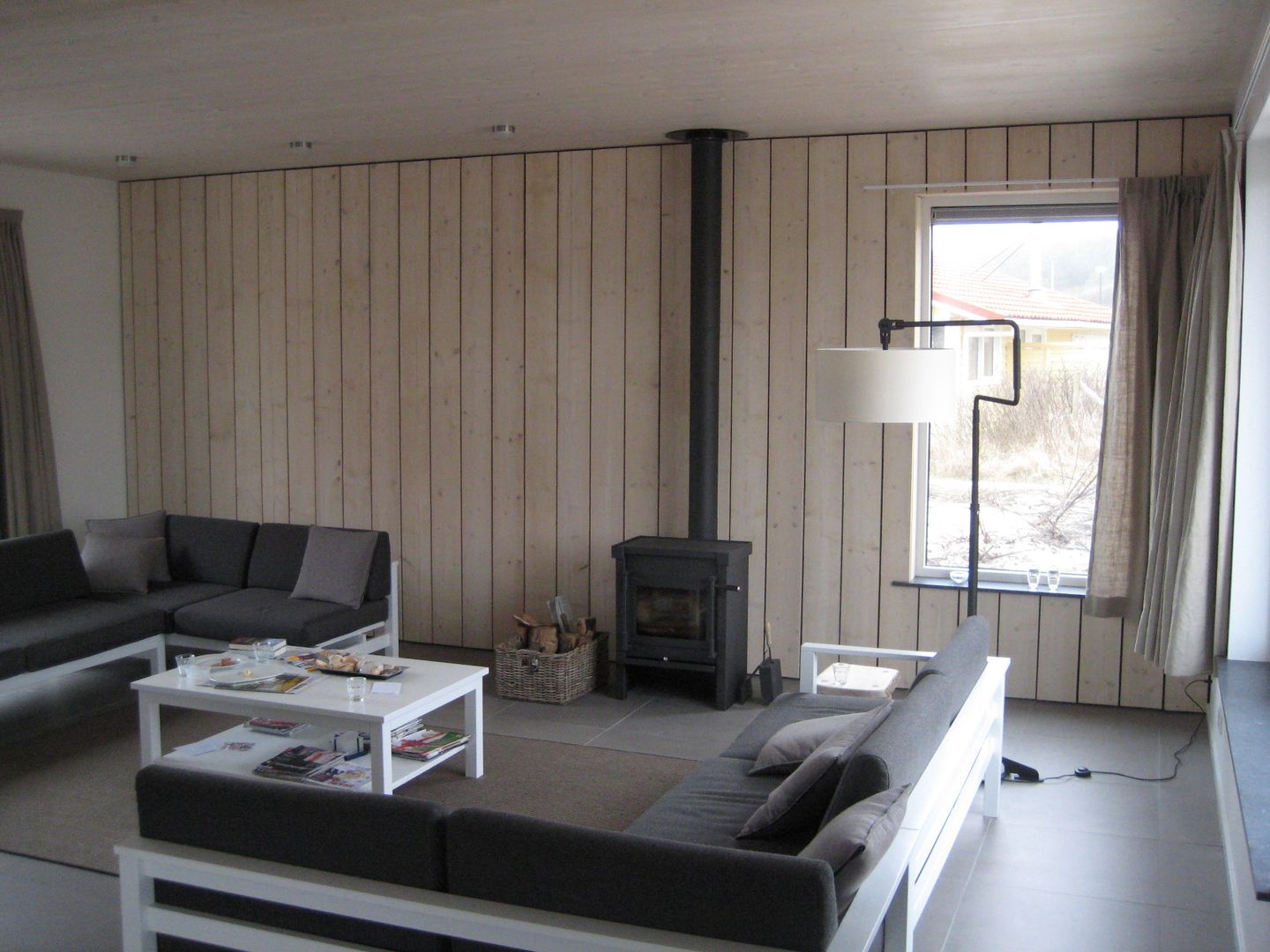 Recreatiewoning Vlieland, Kat Koree Architecten Kat Koree Architecten Modern living room