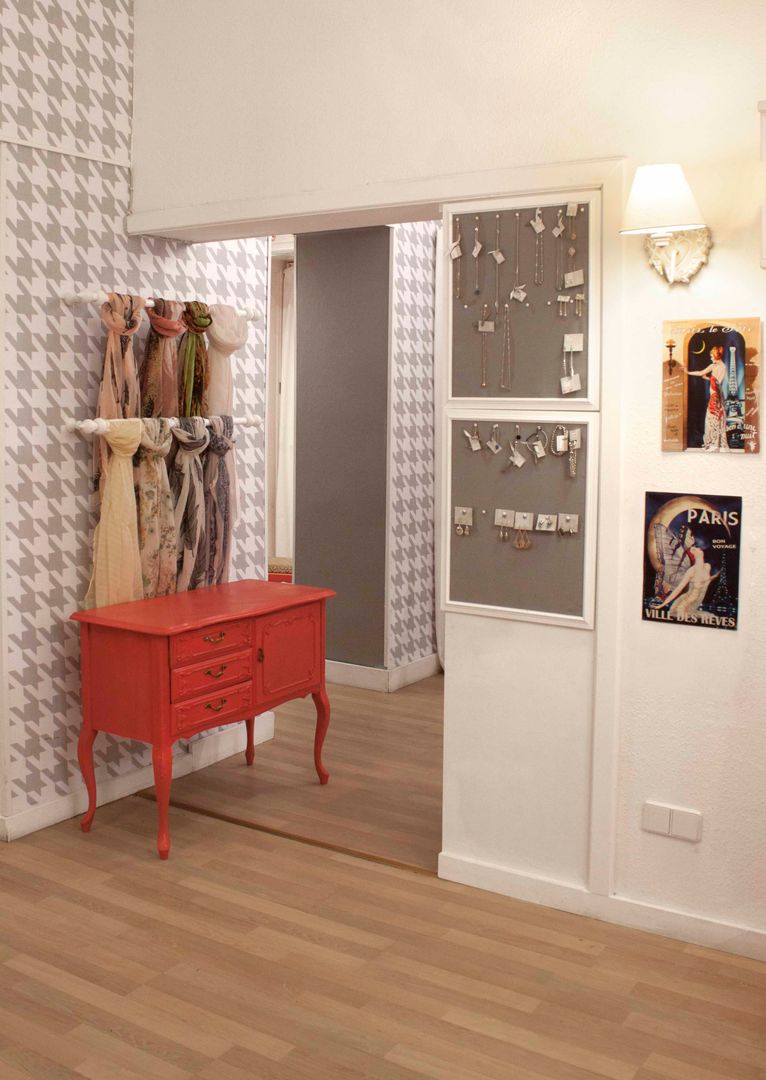 MaGarderobe, Adeline Labord Interiors Adeline Labord Interiors Eclectic style dressing room