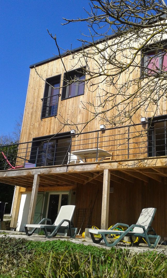 Sur-élévation à Ossature Bois, AADD+ AADD+ Casas modernas