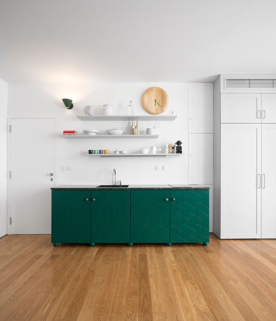 Príncipe real apartment lisbon, fala fala Moderne keukens