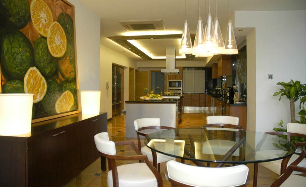 Residencia Guadalajara, Olivia Aldrete Haas Olivia Aldrete Haas Modern dining room