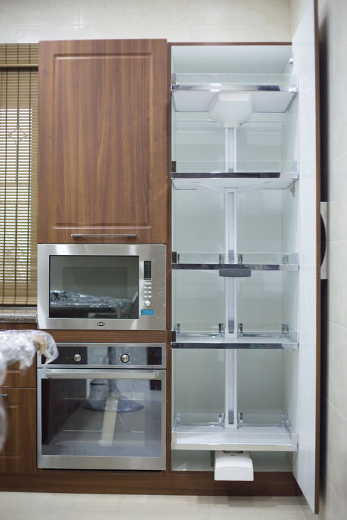 Kitchen planning for microwave storage homify Asian style kitchen Storage