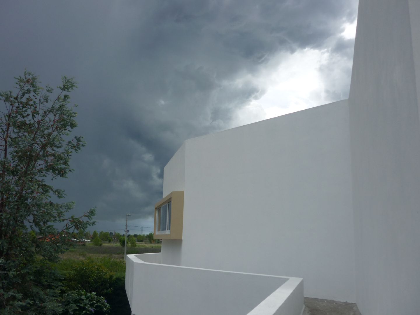 Casa FR, FLORES ROJAS Arquitectura FLORES ROJAS Arquitectura Minimalist houses