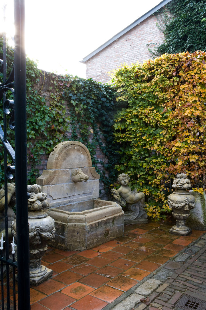 Tuinfonteinen, 't Achterhuis Historische Bouwmaterialen BV 't Achterhuis Historische Bouwmaterialen BV Wiejski ogród Baseny i stawy