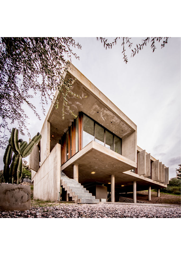 Casa La Rufina, Arq. Santiago Viale Lescano Arq. Santiago Viale Lescano Rumah Modern