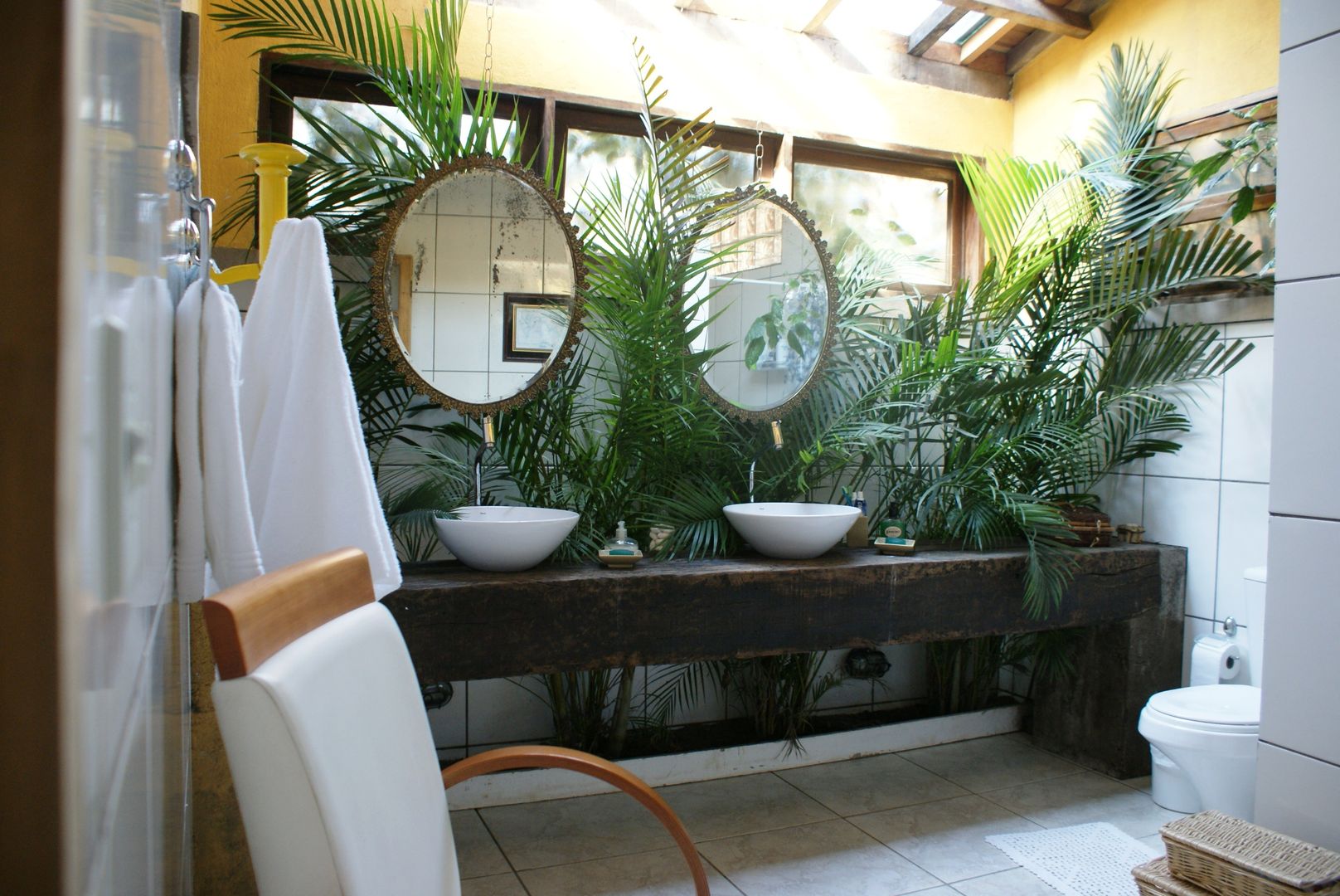 Haras da Aldeia - Aldeia da Serra - SP, Daniela Zuffo Arquitetura e Interiores Daniela Zuffo Arquitetura e Interiores Rustic style bathroom