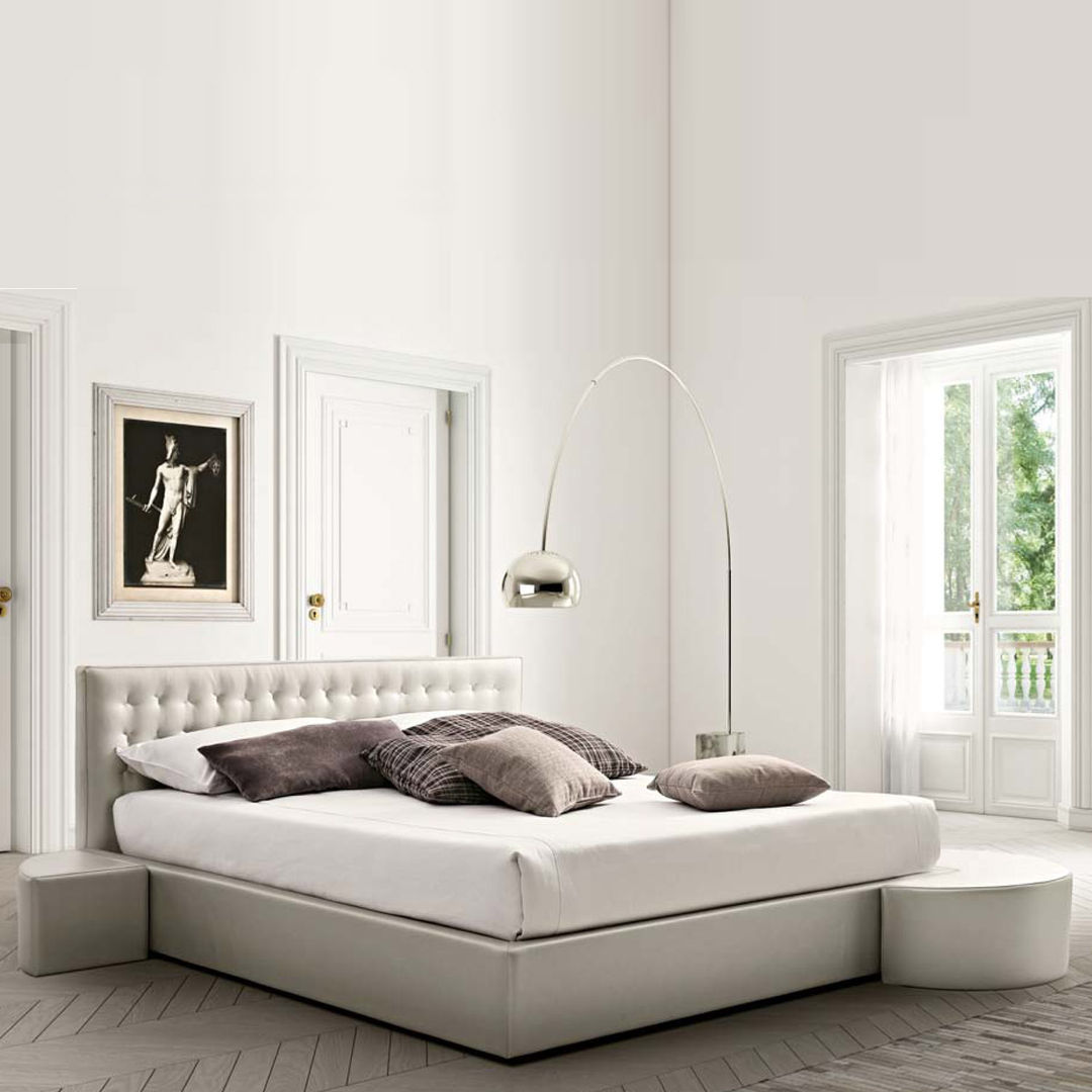 'Tulip' Quilted bed by Confort Line homify Modern style bedroom Leather Grey Beds & headboards