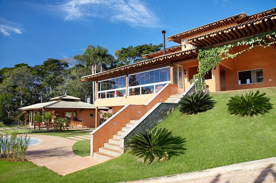 Casa de Campo - Represa de Ibiúna, Moran e Anders Arquitetura Moran e Anders Arquitetura منازل