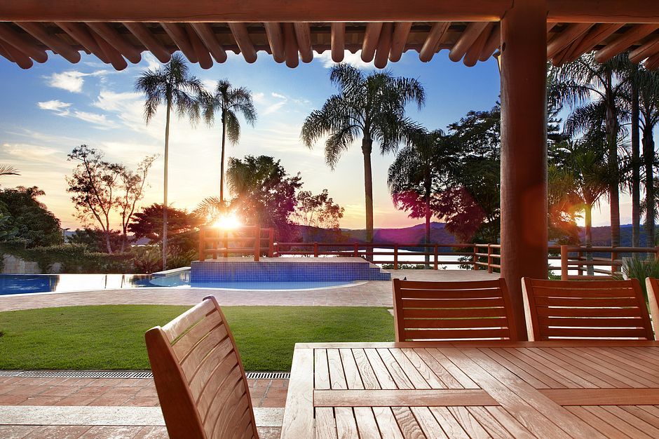 Casa de Campo - Represa de Ibiúna, Moran e Anders Arquitetura Moran e Anders Arquitetura ラスティックな 家