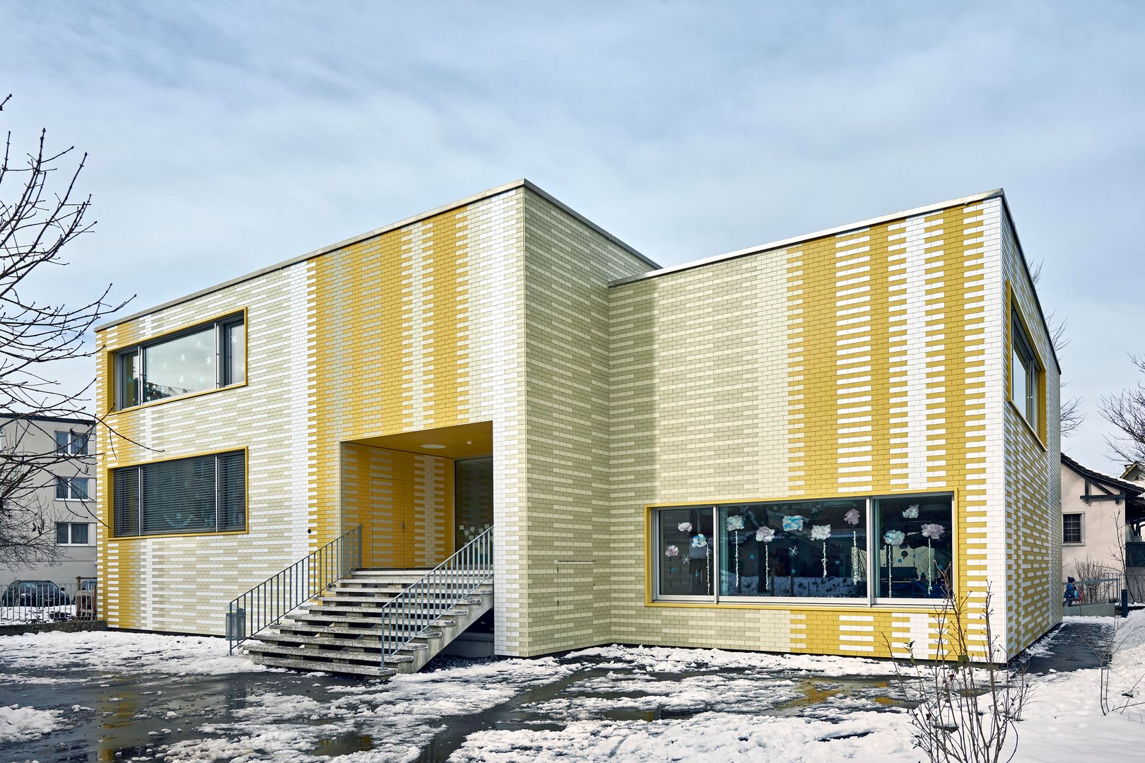 Sanierung Kindergarten Spittel in Affoltern am Albis, illiz architektur Wien Zürich illiz architektur Wien Zürich مساحات تجارية مدارس