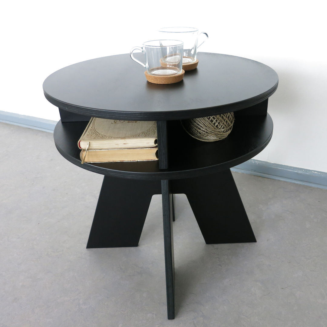 homify Ruang Keluarga Modern Kayu Wood effect Side tables & trays