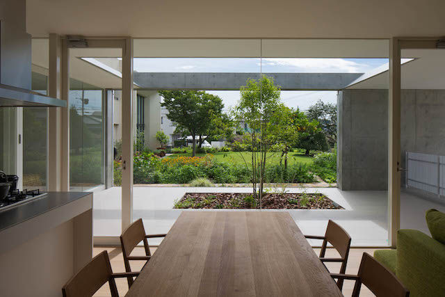 自由ヶ丘の家, MANI建築デザイン事務所 MANI建築デザイン事務所 Minimalist dining room