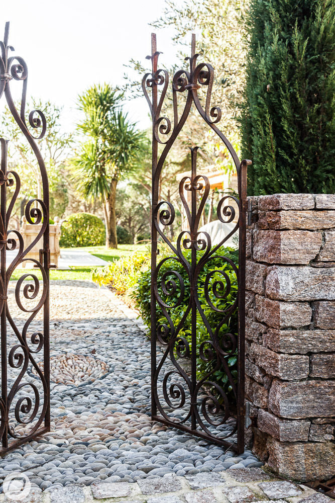 VILLA 2 - GRIMAUD - Pierre naturelle, PASSAGE CITRON PASSAGE CITRON Mediterranean style walls & floors