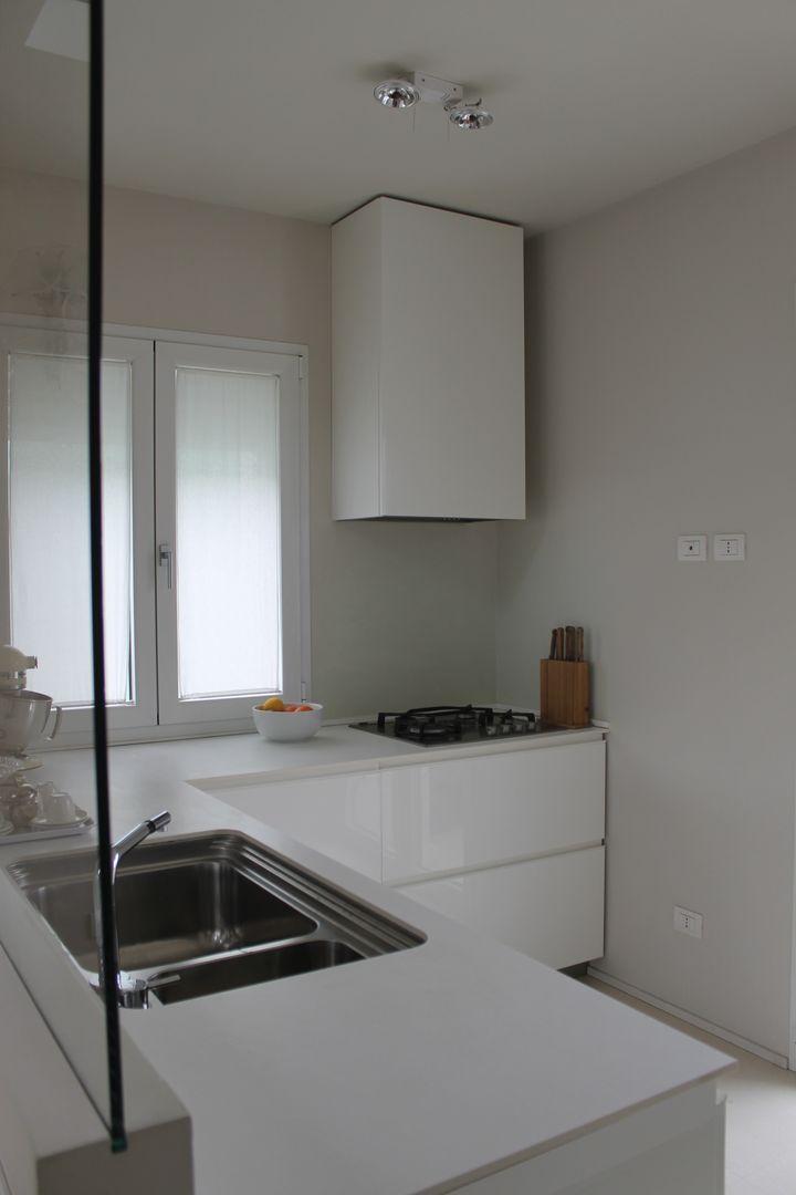 kitchen bilune studio design, bilune studio bilune studio Кухня в стиле минимализм