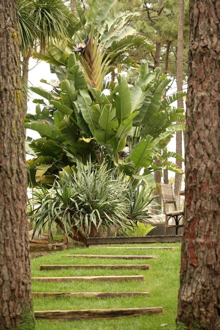 CASA . Quinta do lago, COISAS DA TERRA COISAS DA TERRA Jardines de estilo ecléctico