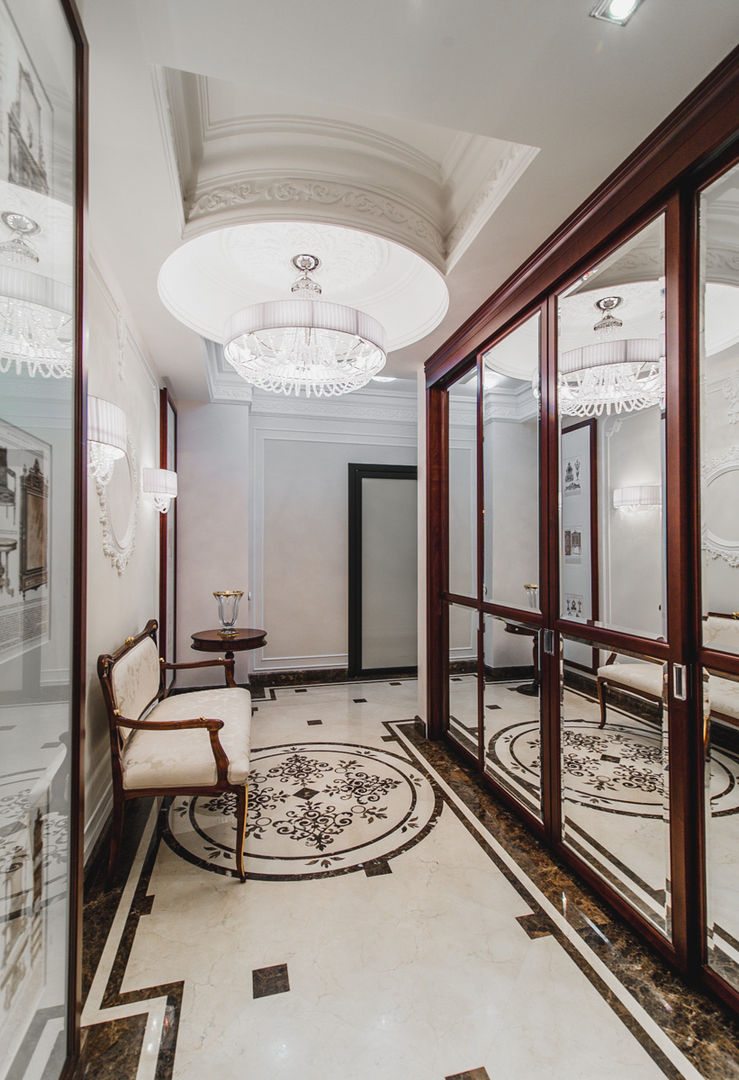 апартаменты в Ялте, Дорогой Дом Дорогой Дом Classic style corridor, hallway and stairs