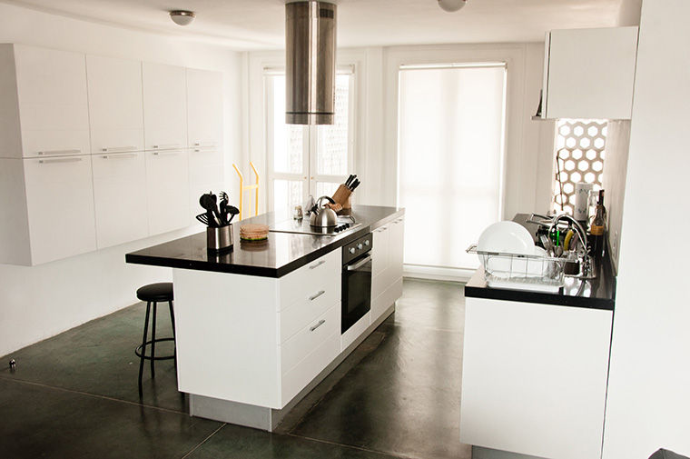 Apartamento en Sabana Grande, PUNCH TAD PUNCH TAD Minimalist kitchen