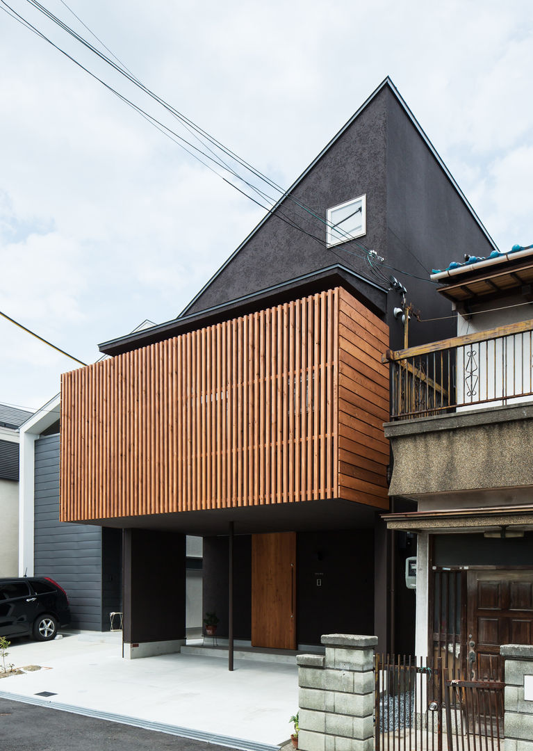 スバコ, 藤森大作建築設計事務所 藤森大作建築設計事務所 Modern houses