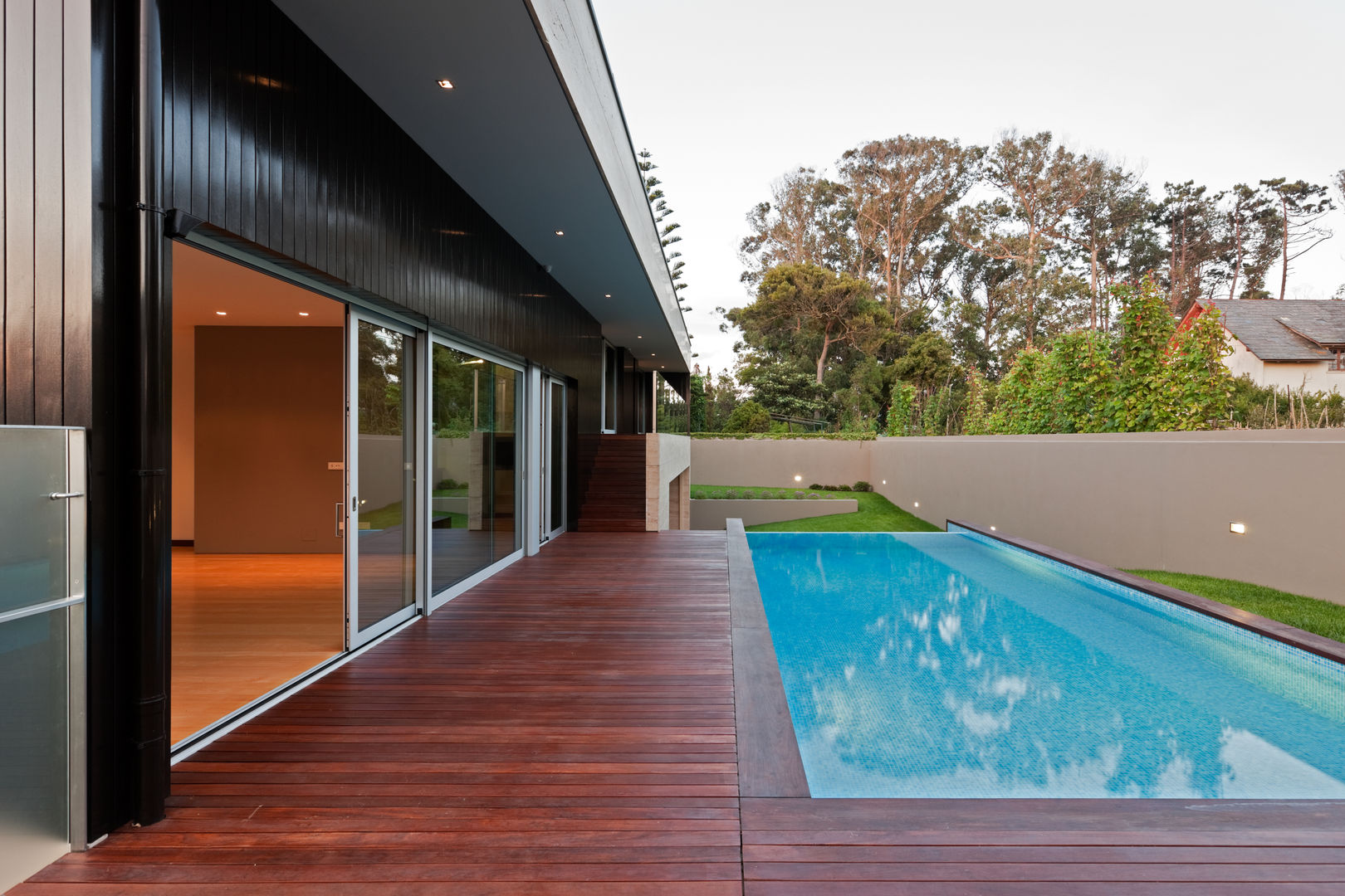 Casa AA, XYZ Arquitectos Associados XYZ Arquitectos Associados Pool