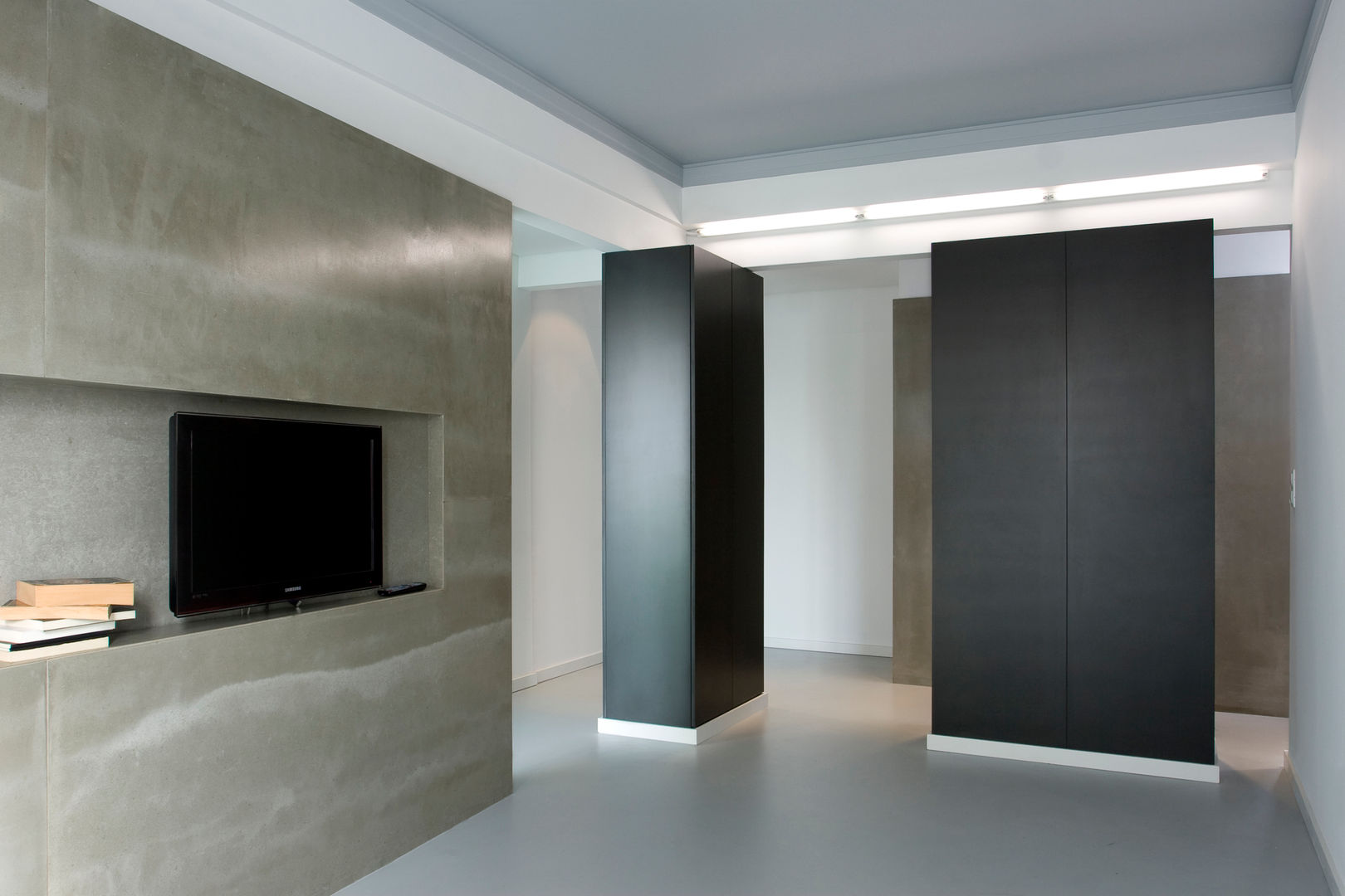 Remodelação T2 Lumiar, atelier B-L atelier B-L Modern living room انجینئر لکڑی Transparent