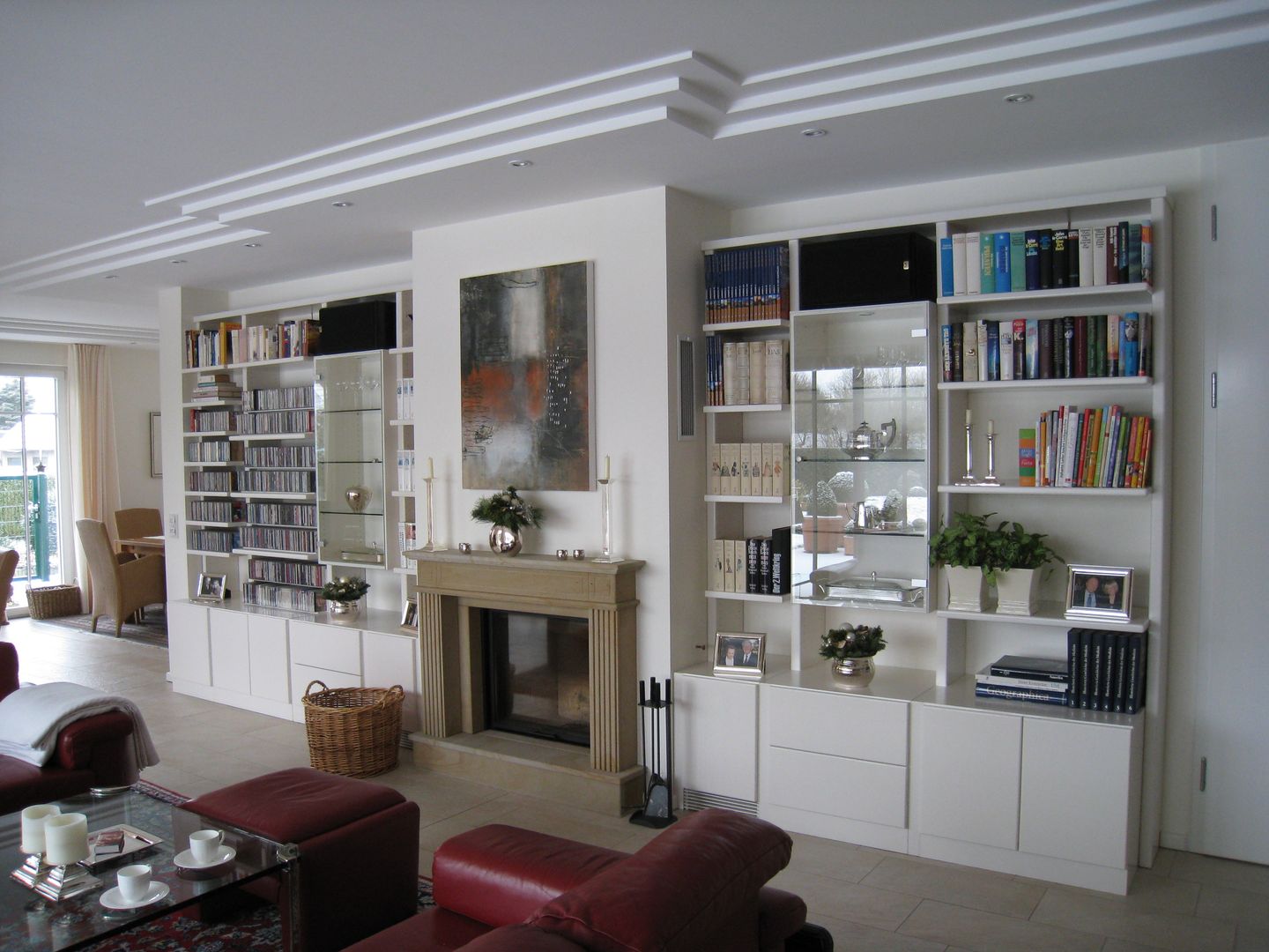 Wohnen, Volkmann GmbH Volkmann GmbH Eclectic style living room Shelves