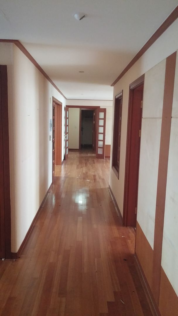 ANMOK PROJECT 1., 안목 안목 Modern Corridor, Hallway and Staircase