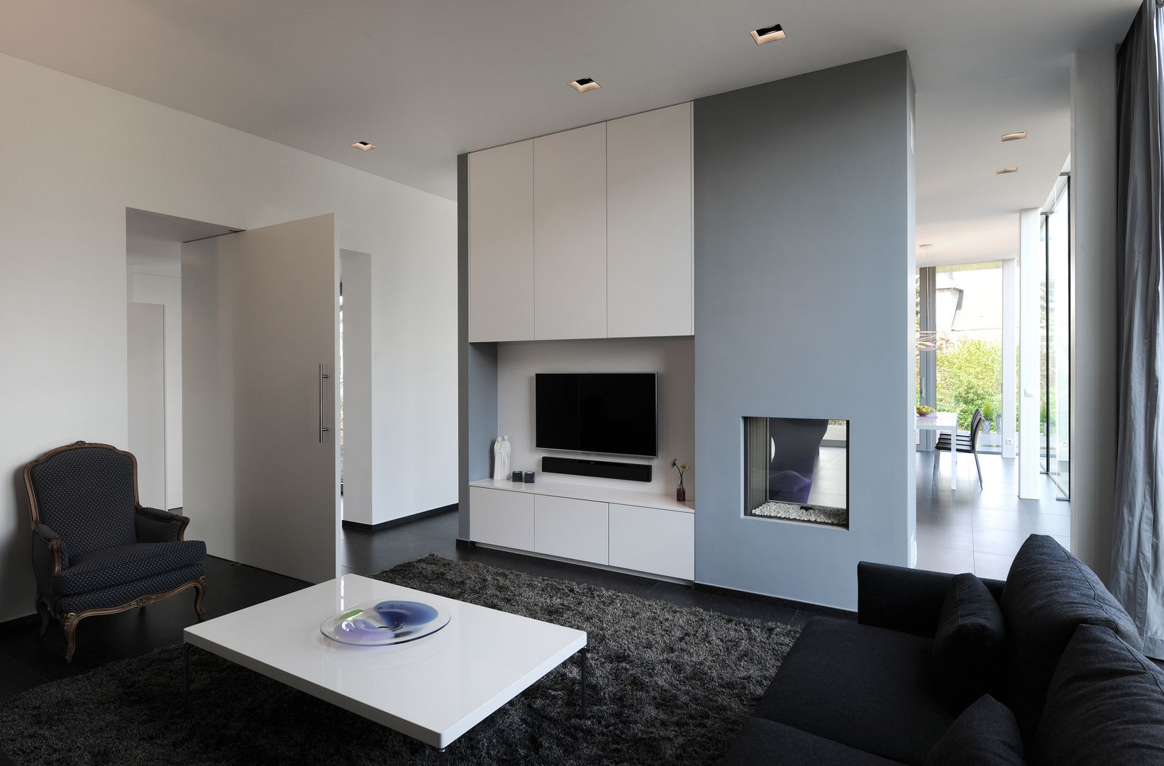 Aux portes du Limbourg, Luc Spits Architecture Luc Spits Architecture Modern living room