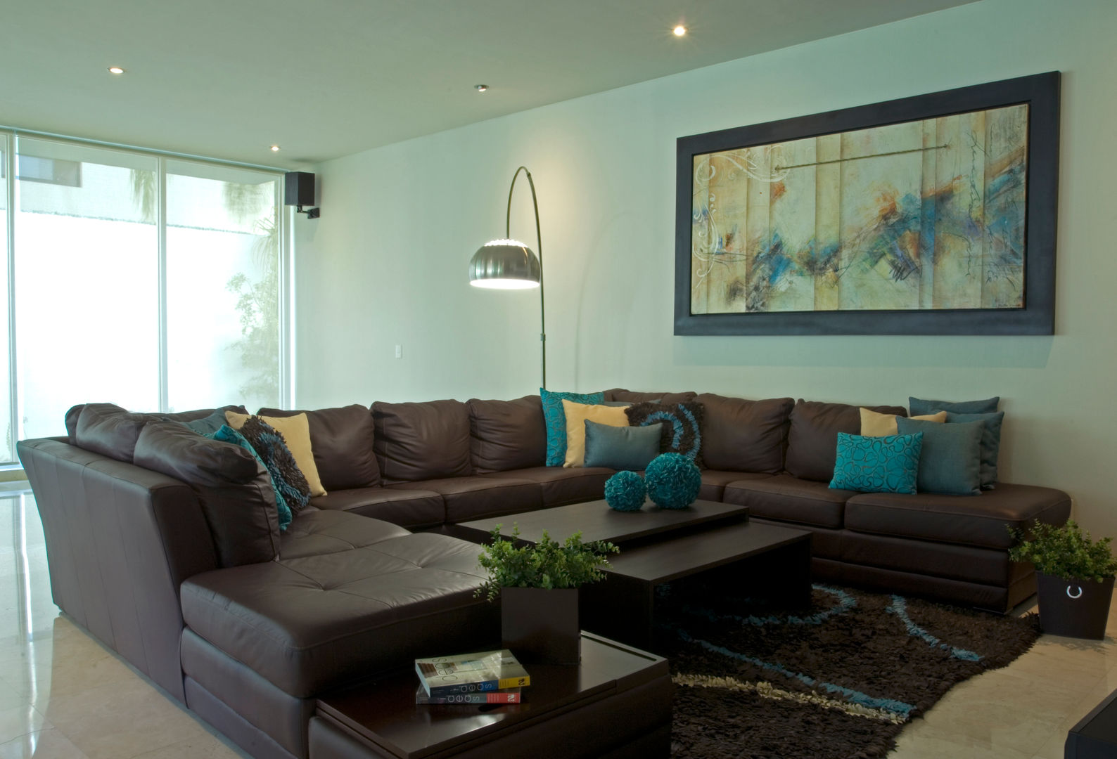 homify Modern living room Leather Grey Sofas & armchairs