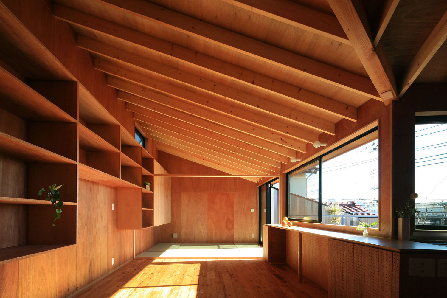 豊四季のいえ, andfujiizaki一級建築士事務所 andfujiizaki一級建築士事務所 Eclectic style living room Storage