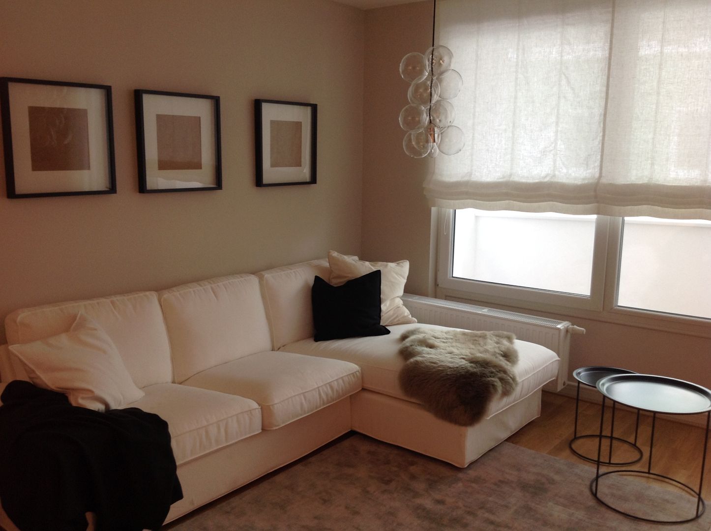Single Wohnung, SIEGL INTERIOR DESIGNS SIEGL INTERIOR DESIGNS Modern living room Cotton Red