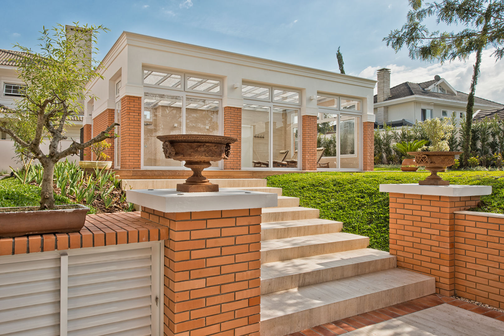 RESIDÊNCIA JG, UNION Architectural Concept UNION Architectural Concept Classic style spa Bricks