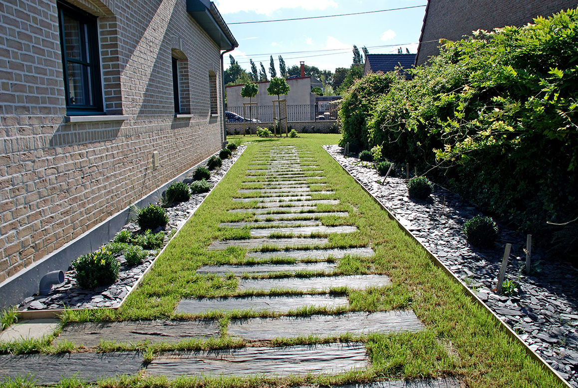 Jardin de 750m² à Arleux en Gohelle (62), RVB PAYSAGE RVB PAYSAGE モダンな庭