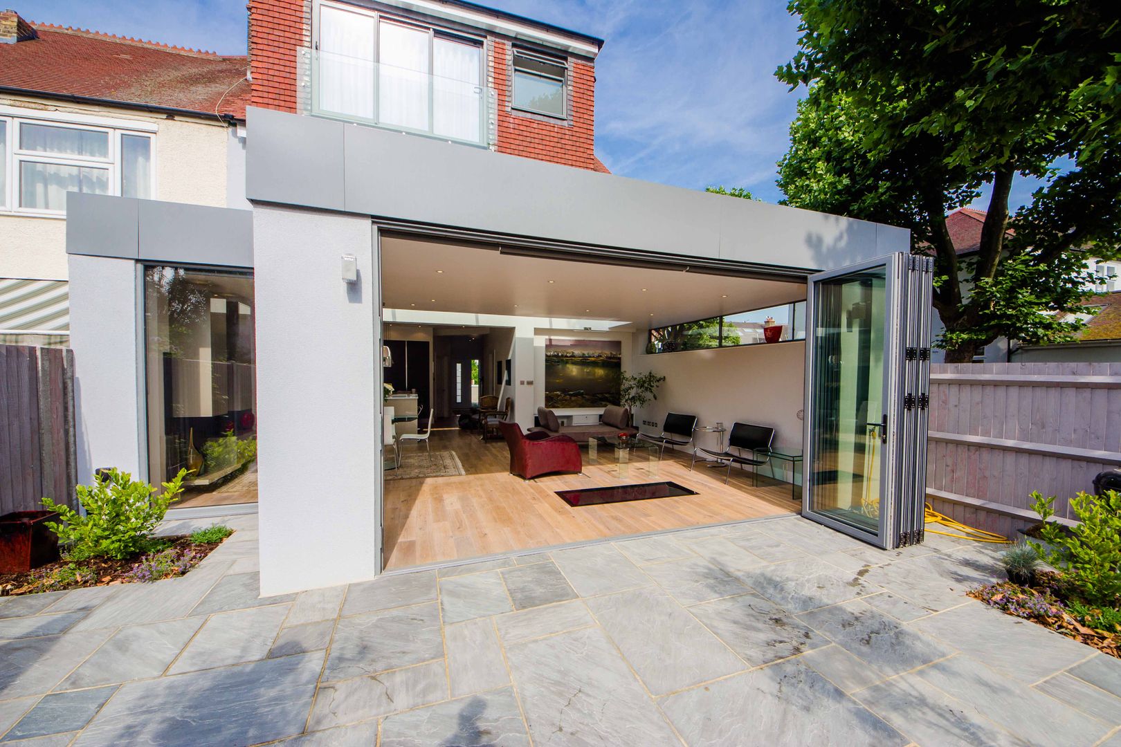 HOUSE EXTENSION & LOFT CONVERSION IN SW LONDON, DPS ltd. DPS ltd. Modern style conservatory