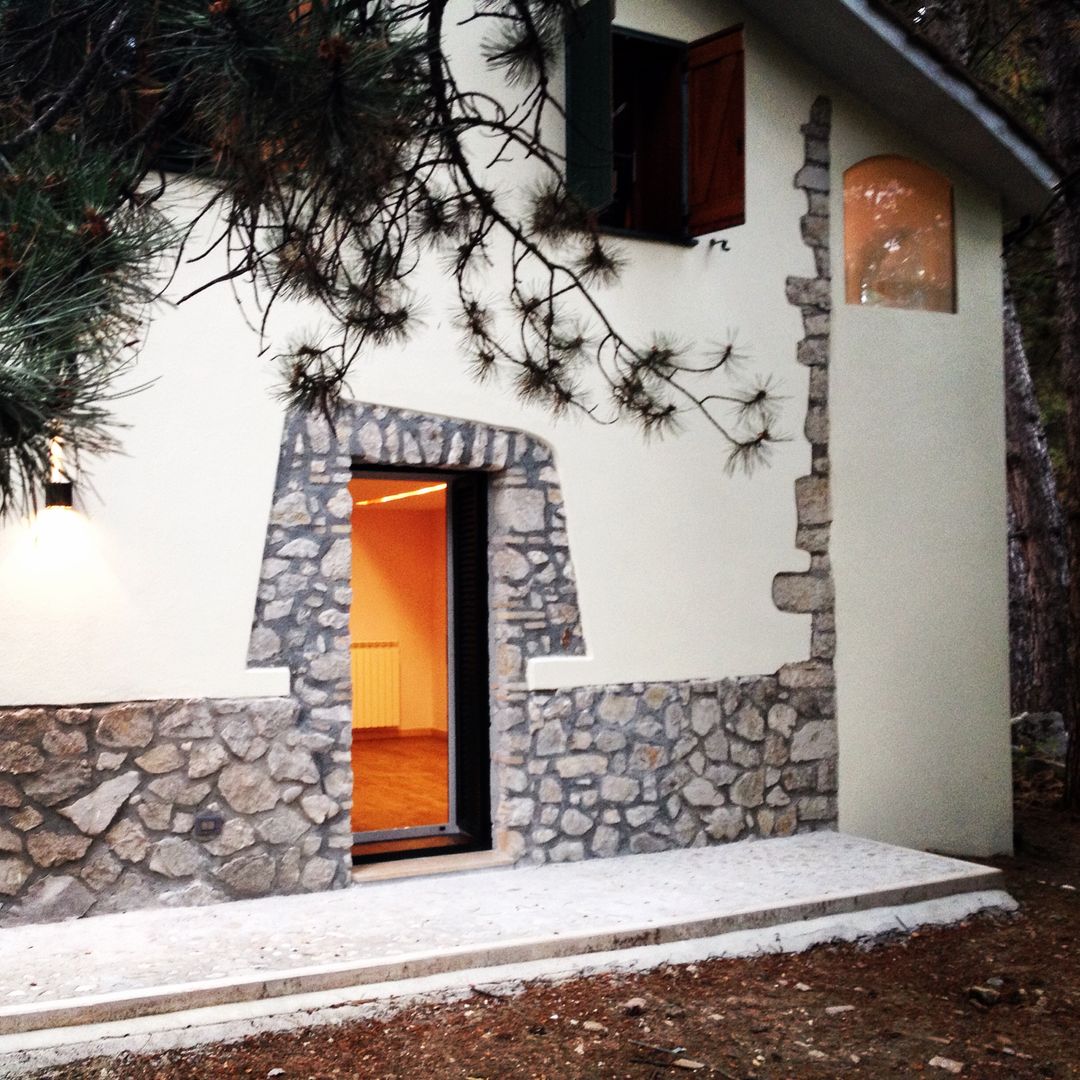 COTTAGE DI MONTAGNA, COFFICE COFFICE Rustic style houses Stone