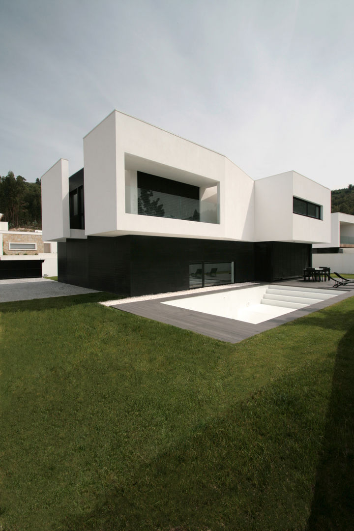 STL_02, TRAMA arquitetos TRAMA arquitetos บ้านและที่อยู่อาศัย