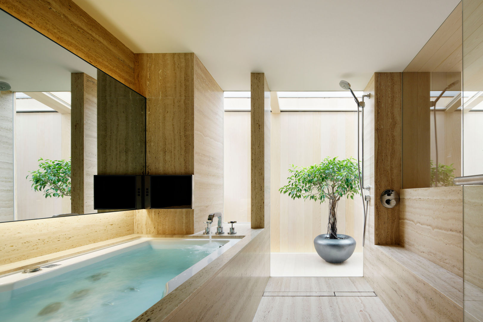 O邸, 中塚健仁建築設計事務所 中塚健仁建築設計事務所 Modern style bathrooms