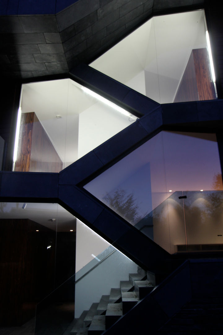 Villa van Lipzig Loxodrome design&innovation Moderne ramen & deuren