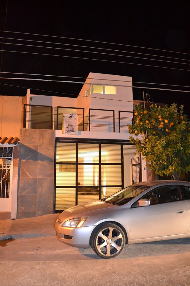 Casa Mapelo, AURA Proyecta AURA Proyecta Modern home
