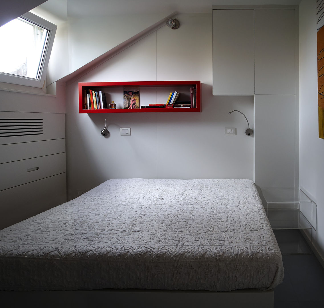 Loft Parco Nomentano - Roma, in&outsidesign in&outsidesign 모던스타일 침실