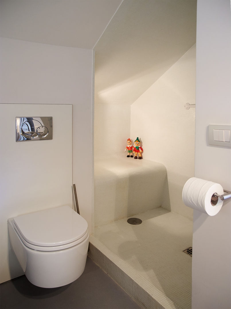 Loft Parco Nomentano - Roma, in&outsidesign in&outsidesign Casas de banho modernas